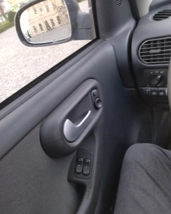 Opel Corsa cena 8900 przebieg: 186123, rok produkcji 2005 z Lubartów małe 154